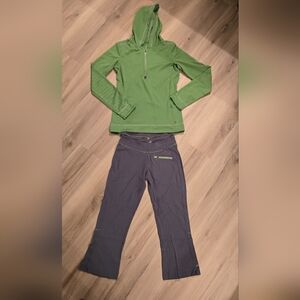 ALO Yoga Green and Gray Activewear Set